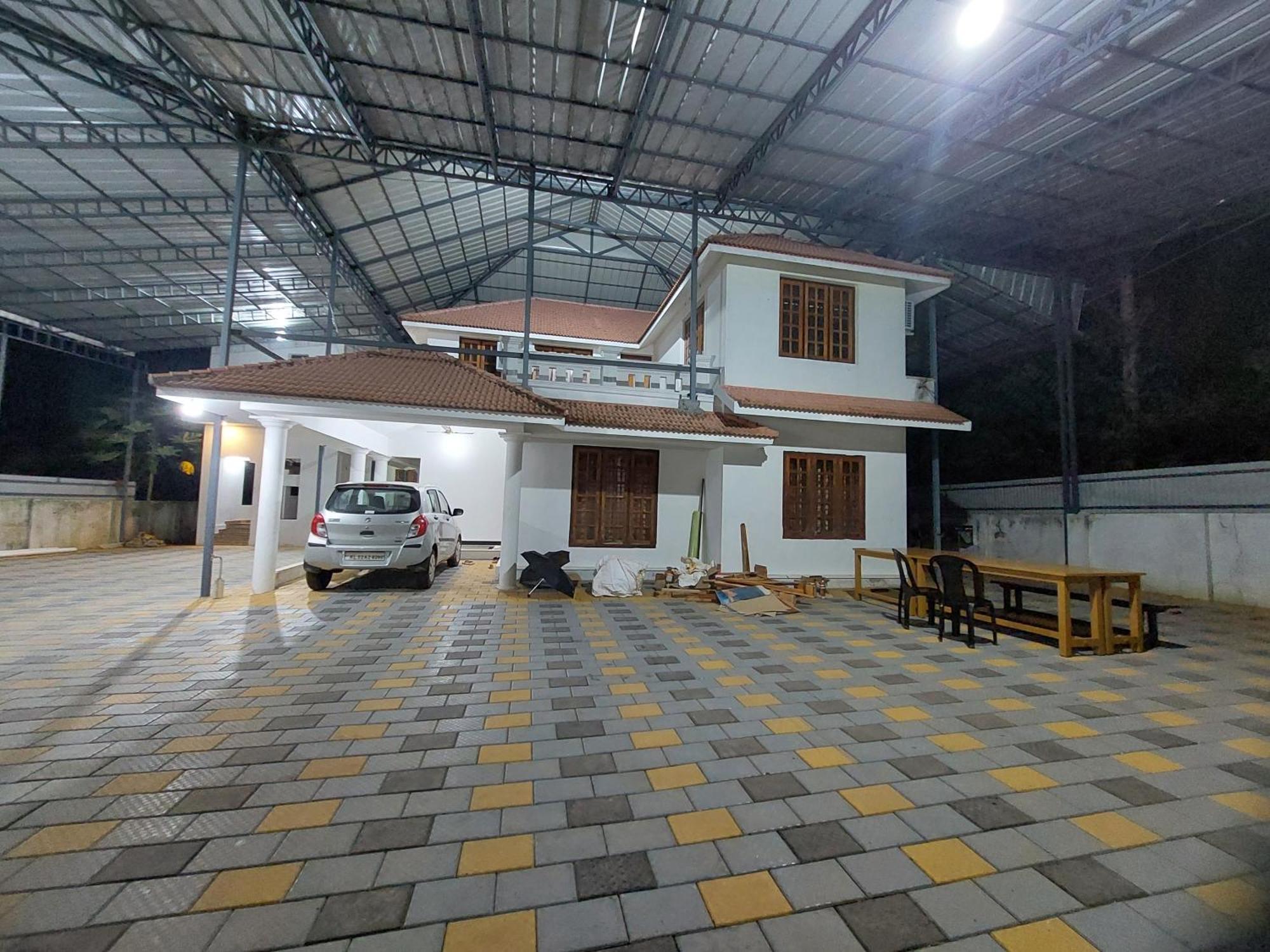 Water Gate Tourist Home And Resorts Mundrothuruth Exterior photo
