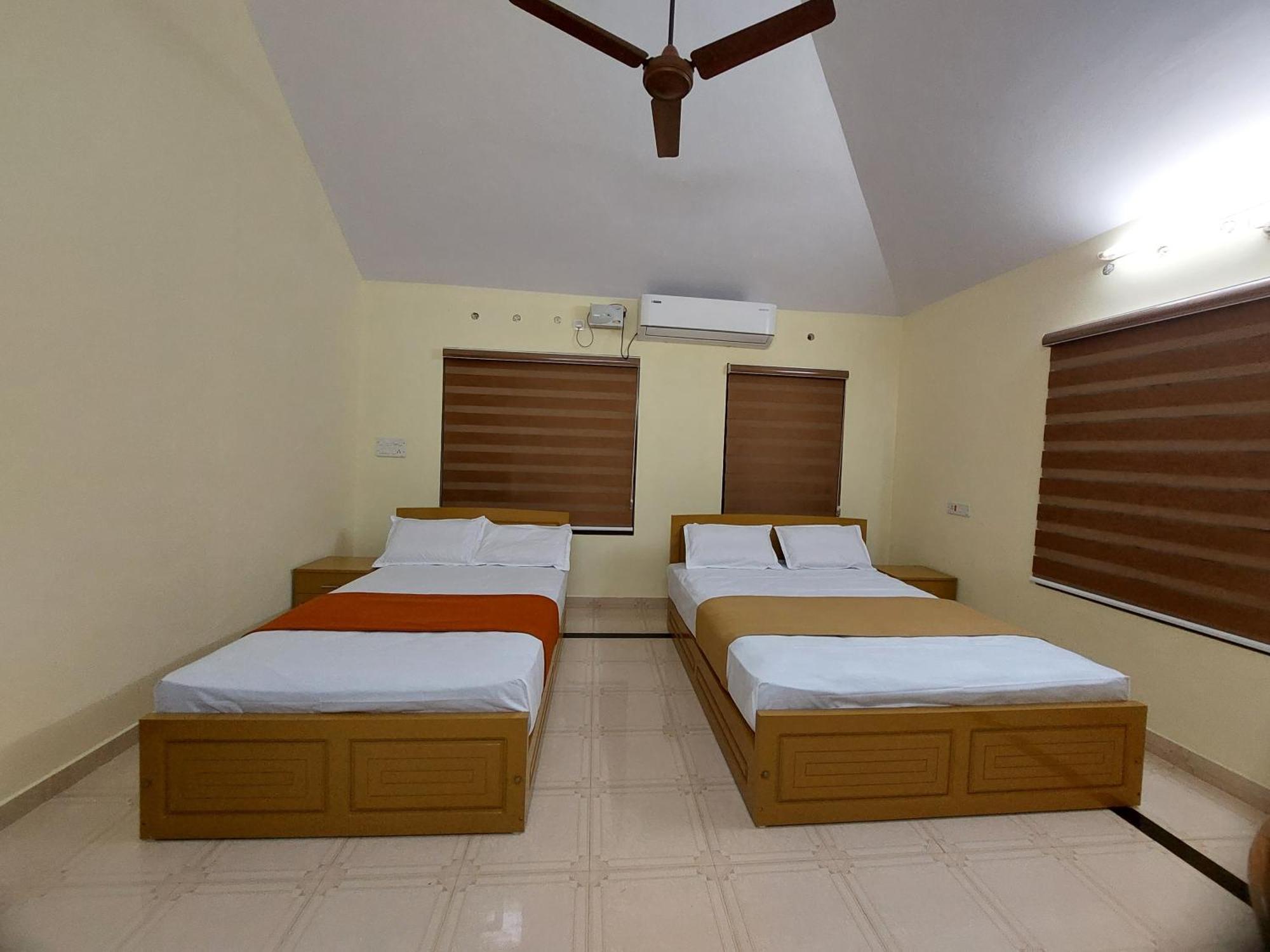 Water Gate Tourist Home And Resorts Mundrothuruth Exterior photo